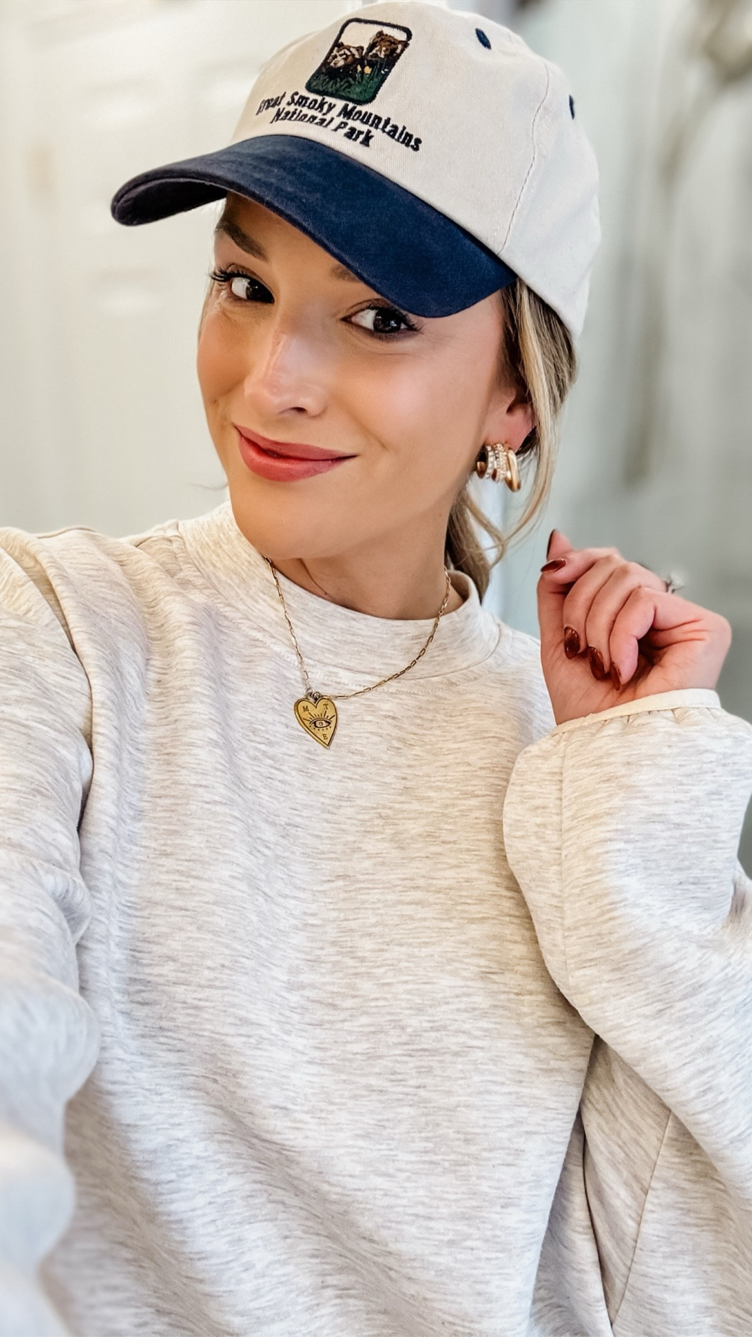 5 ⭐️⭐️⭐️⭐️⭐️ for my late grandfather’s Smoky Mountains trucker hat! Love, your not perfect IG friend, Alex! 

#LTKdayinmylife #LTKootd #LTKmomlife