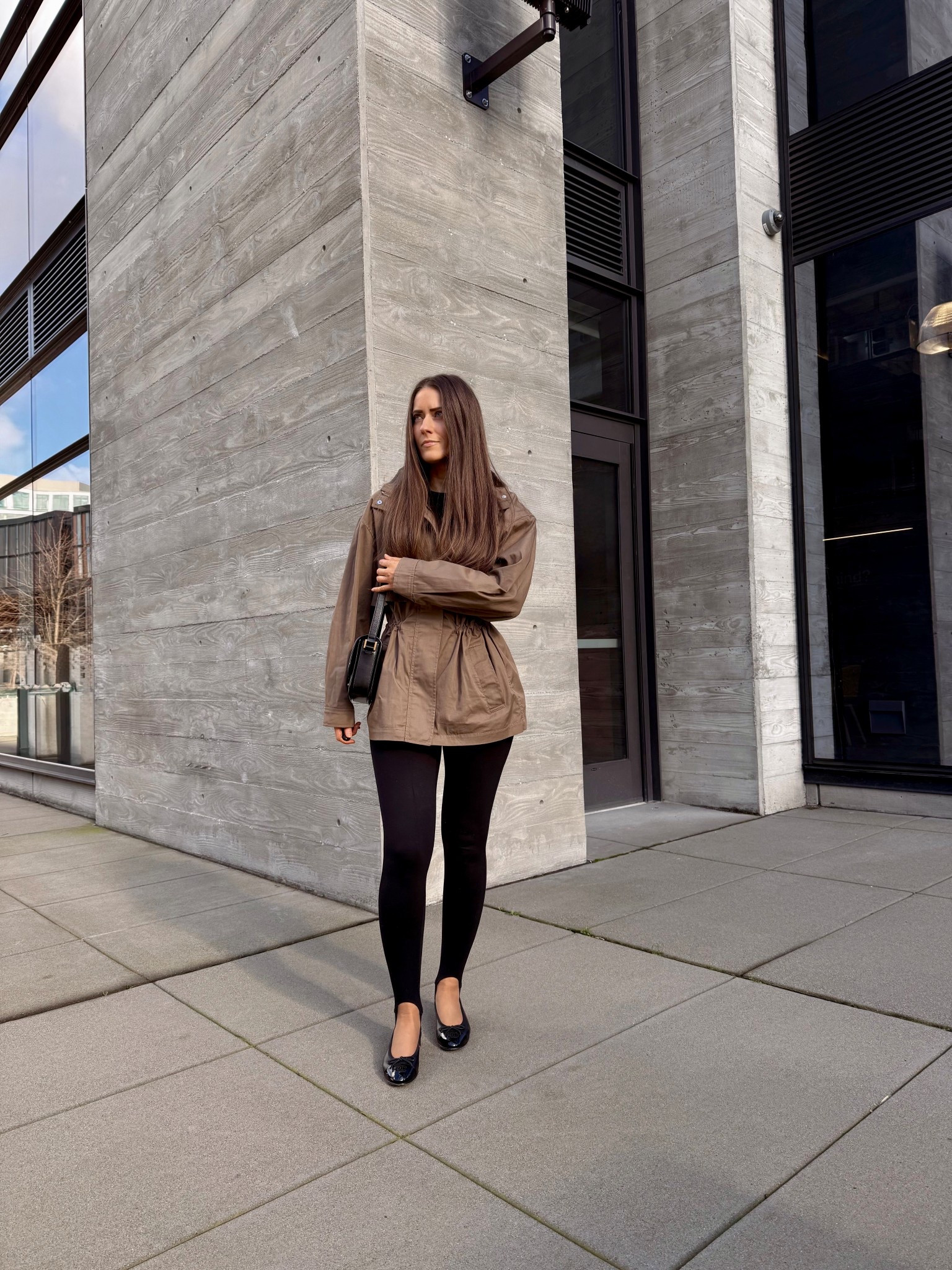 Jacket @Aritzia 


#LTKWorkwear #LTKNYFW #LTKootd