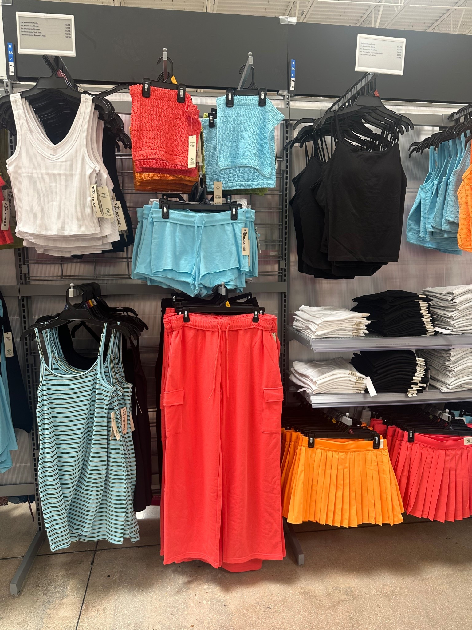 Walmart fashion no boundaries summer essentials tank tops, skorts, dresses and more! So many colorful options for summer and spring! 

Walmart 
Fashion 
OOTD 
Summer outfit 
Travel 
Outfit ideas 
Skirt 
Tank top 
Summer Dress
Travel outfit 
Loungewear 
Active 
Workout 
Gym 
Skort
Tennis skort
Pickleball
Cami dress
Festival 
Concert 
Beach day 
Tube top 
Strapless 
Swim 


#LTKActive #LTKTravel #LTKSaleAlert