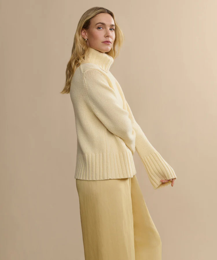 Cropped Cashmere Jet Turtleneck | Jenni Kayne