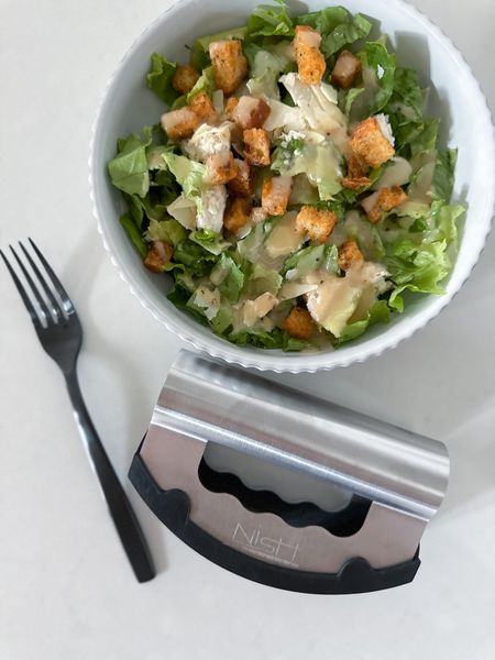 Must have kitchen gadget — this very sharp chopper easily chops salads & so much more! We use it daily for meal prep + to cut food for our toddler. 

#amazonfinds #kitchenmusthave #mealprep #foodprep #kitchen #bowl #blate 



#LTKhome #LTKGiftGuide #LTKfamily