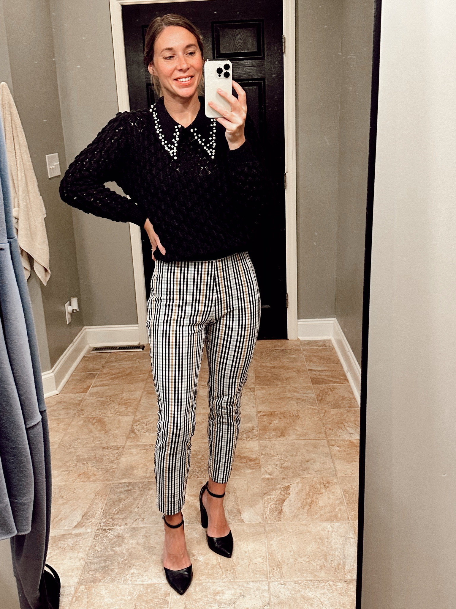 I die for #pearls ya know. This collar is so sweet. ♥️ Also I love the band at the bottom of this sweater that gives volume without tucking it in. Small in the sweater from #shein. Pants are size 4 from Target. 

#workwear #dailywear #office 

#LTKfindsunder50 #LTKworkwear #LTKstyletip