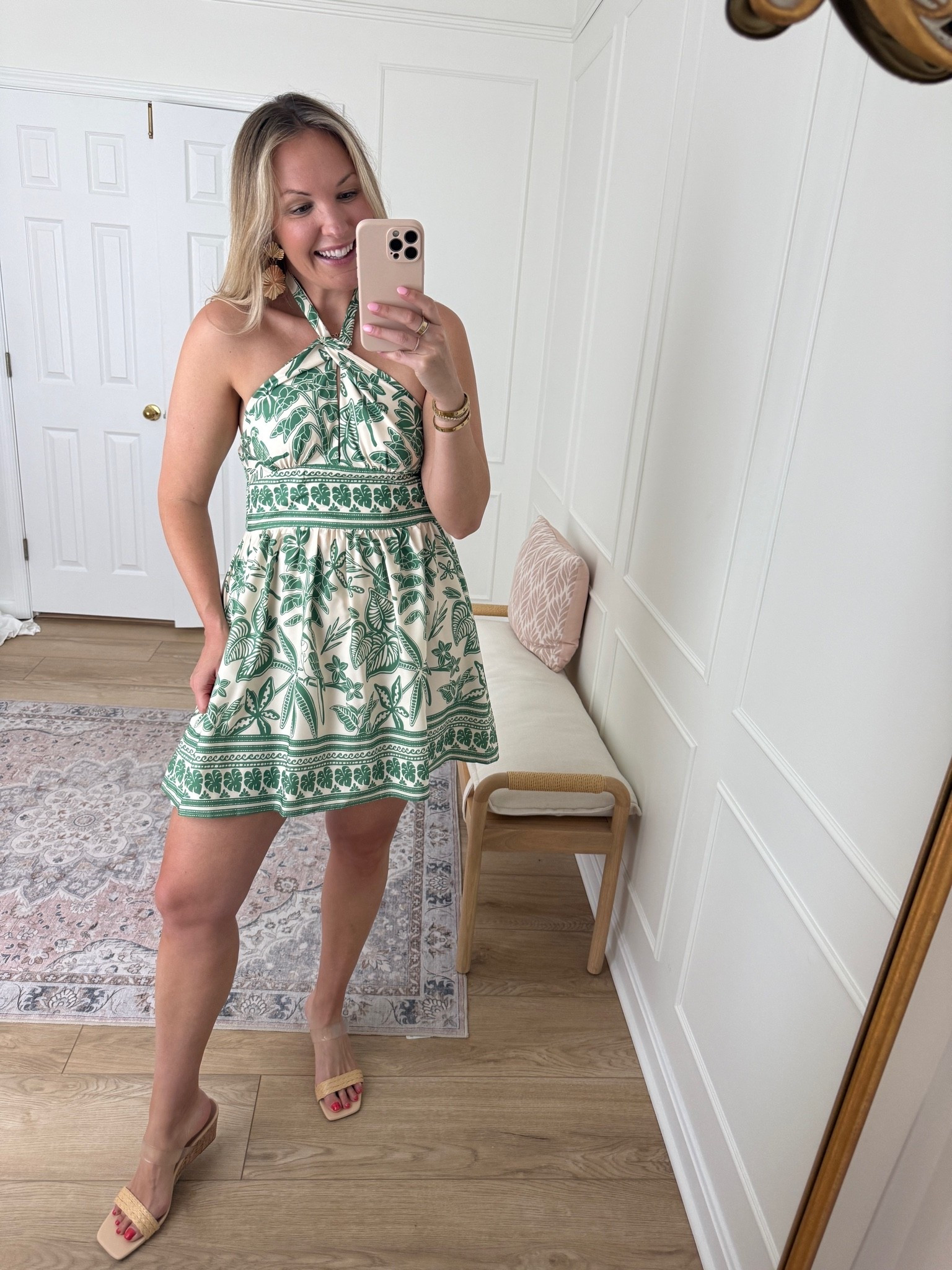 Vacation outfit - summer dress - date night outfit - wearing a med
