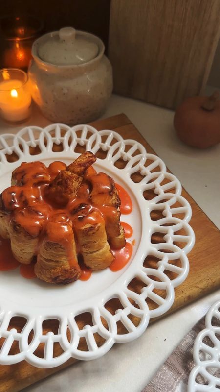 Pumpkin patch cinnamon rolls!🎃

#fall #kitchen #baking

#LTKhome #LTKSeasonal