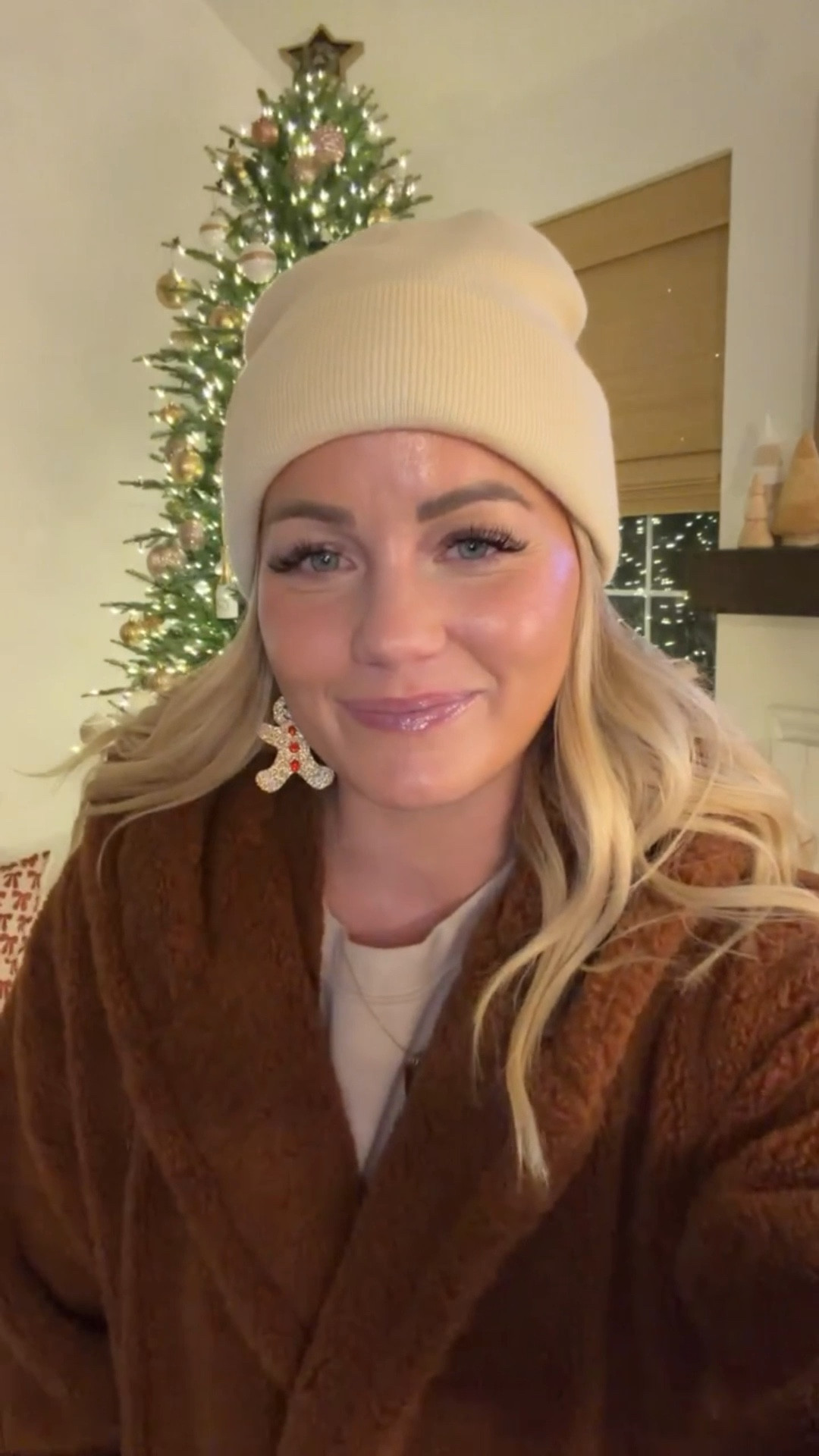 This fuzzy fleece coat is like wearing a cozy blanket! The hood adds extra warmth and the pockets actually fit my phone and keys. Long enough to keep me completely warm but still looks cute. I throw it over everything from pajamas for school drop off to jeans for running errands. The faux fur is so soft and luxurious! 

 #FuzzyCoat #WinterCoat #LTKSeasonal #CozyStyle #FleeceJacket #LTKFindsUnder100 #LTKdayinmylife #LTKHoliday #LTKgrwm