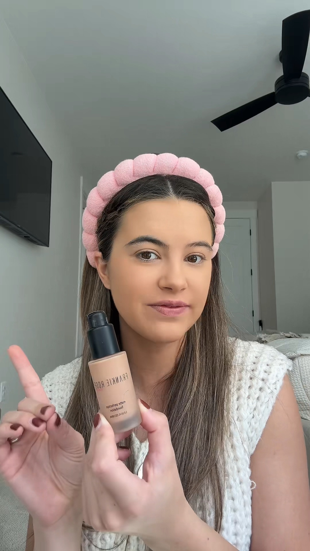 You can use my code: ALYSSAJ for 10% off Frankie rose makeup products❤️