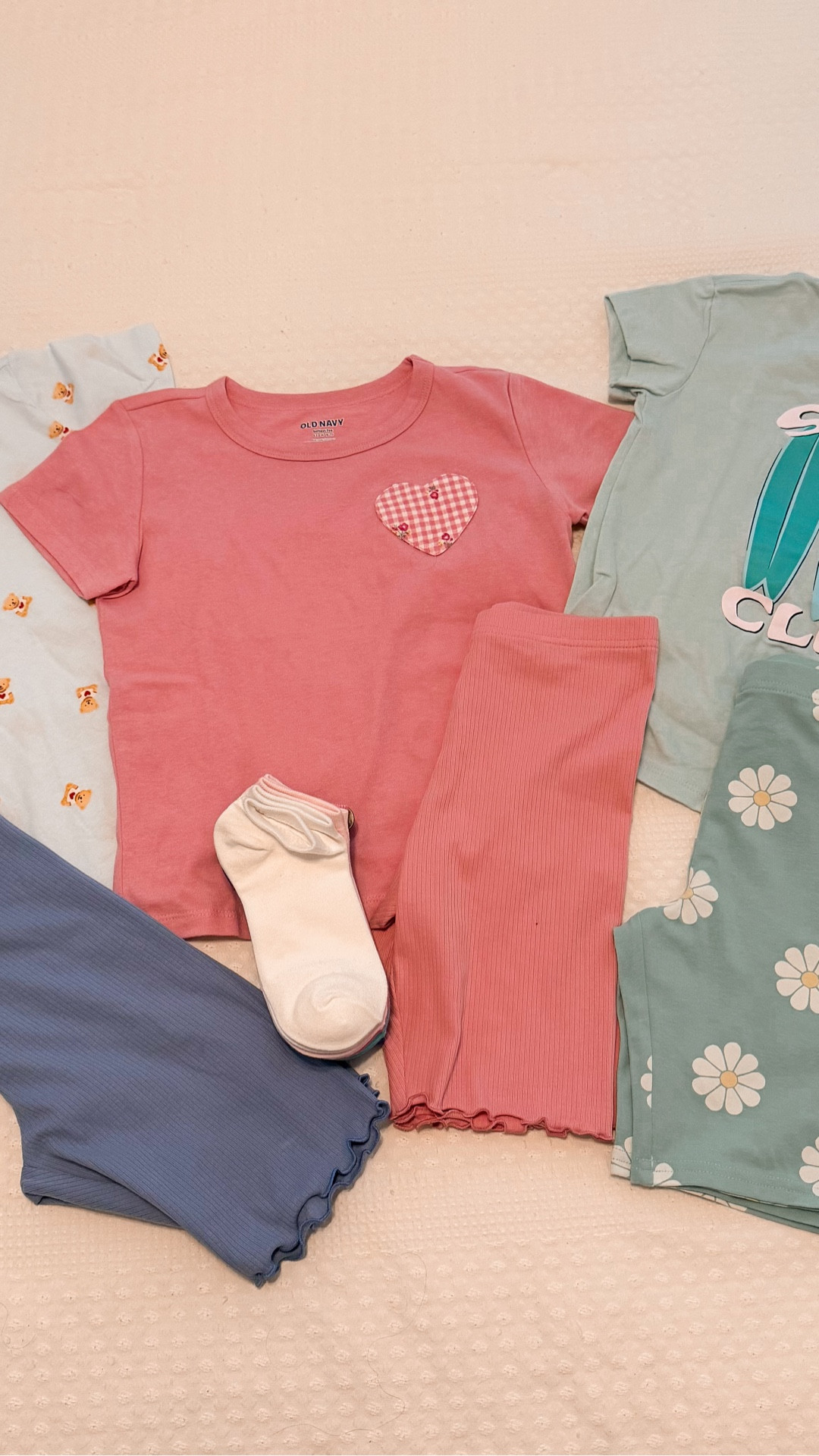 old navy is having a up to 50% off sale!! grabbed a few things for Jayana she loved. shes been loving bike shorts & tees for school

spring clothes haul, little girls clothing haul, bike shorts, tees, spring girl clothes, floral bike shorts, ribbed bike shorts

#LTKSaleAlert #LTKSeasonal #LTKKids
