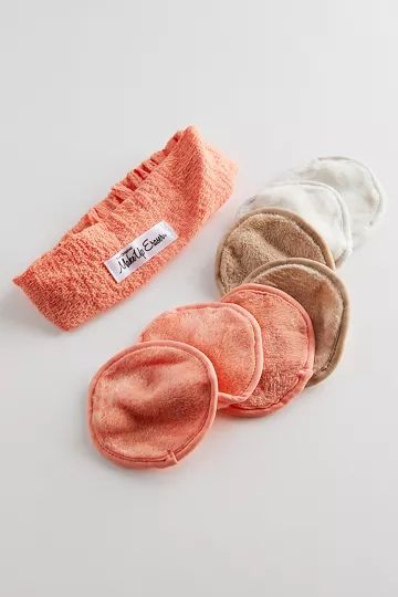 The Original MakeUp Eraser Wanderlust 7-Day Set | Urban Outfitters (US and RoW)