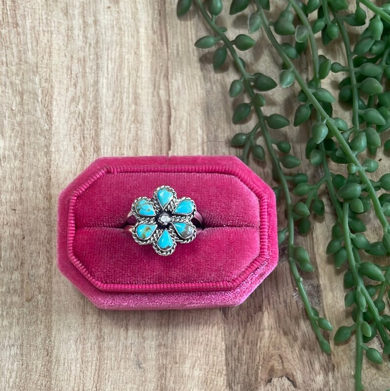 Navajo Turquoise & Sterling Silver Flower Ring - Etsy | Etsy (US)