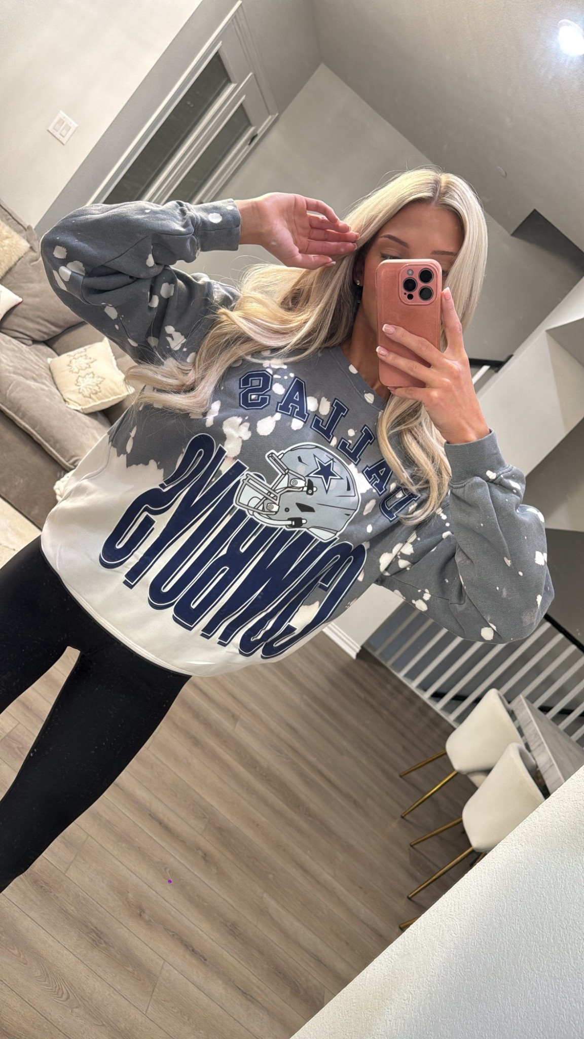 My favorite gameday items @fanatics! 💙 #Fanatics #Ad
