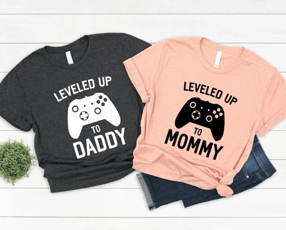 Pregnancy Shirt Leveled up to Mommy  Daddy T-shirt | Etsy | Etsy (US)