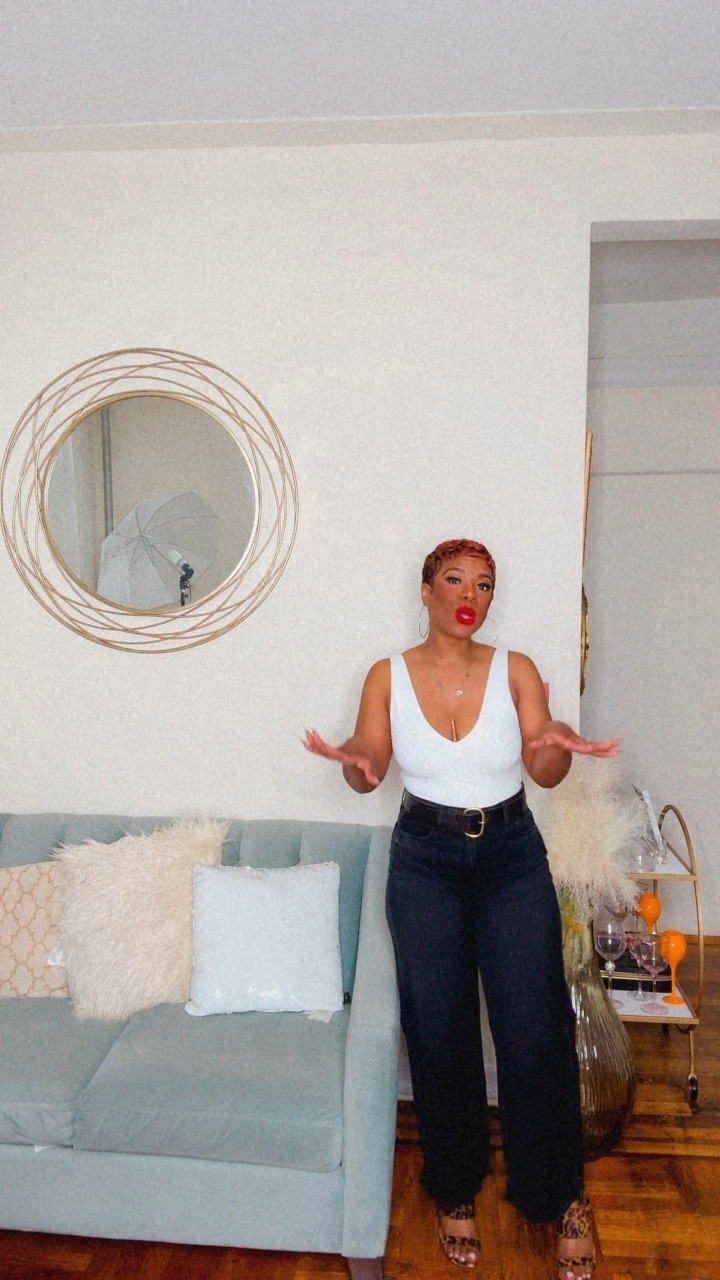 A little cropped denim action 

#LTKsalealert #LTKSpringSale #LTKVideo