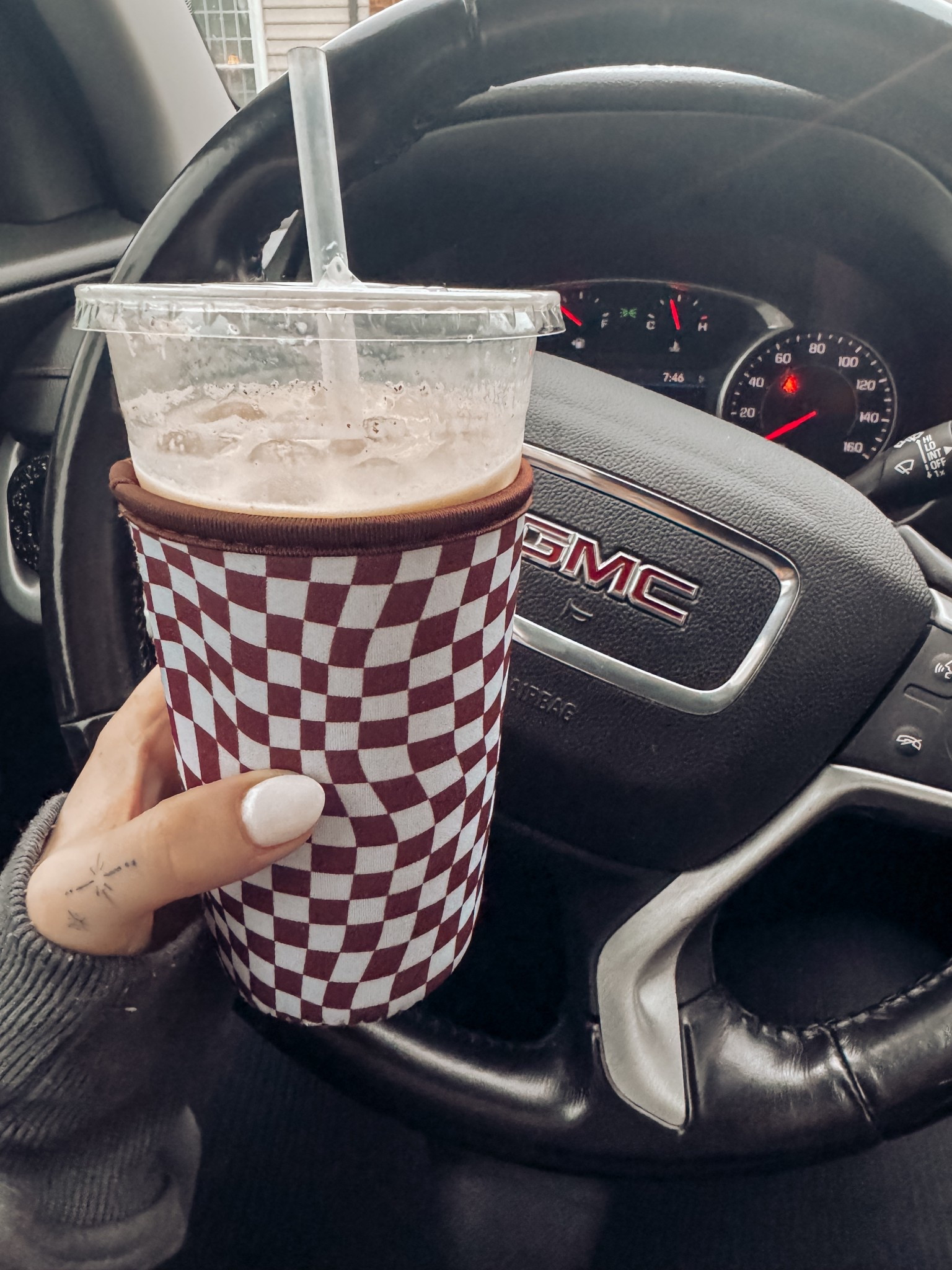 coffee cozies from amazon 🖤

#LTKFindsUnder50 #LTKHome #LTKSeasonal