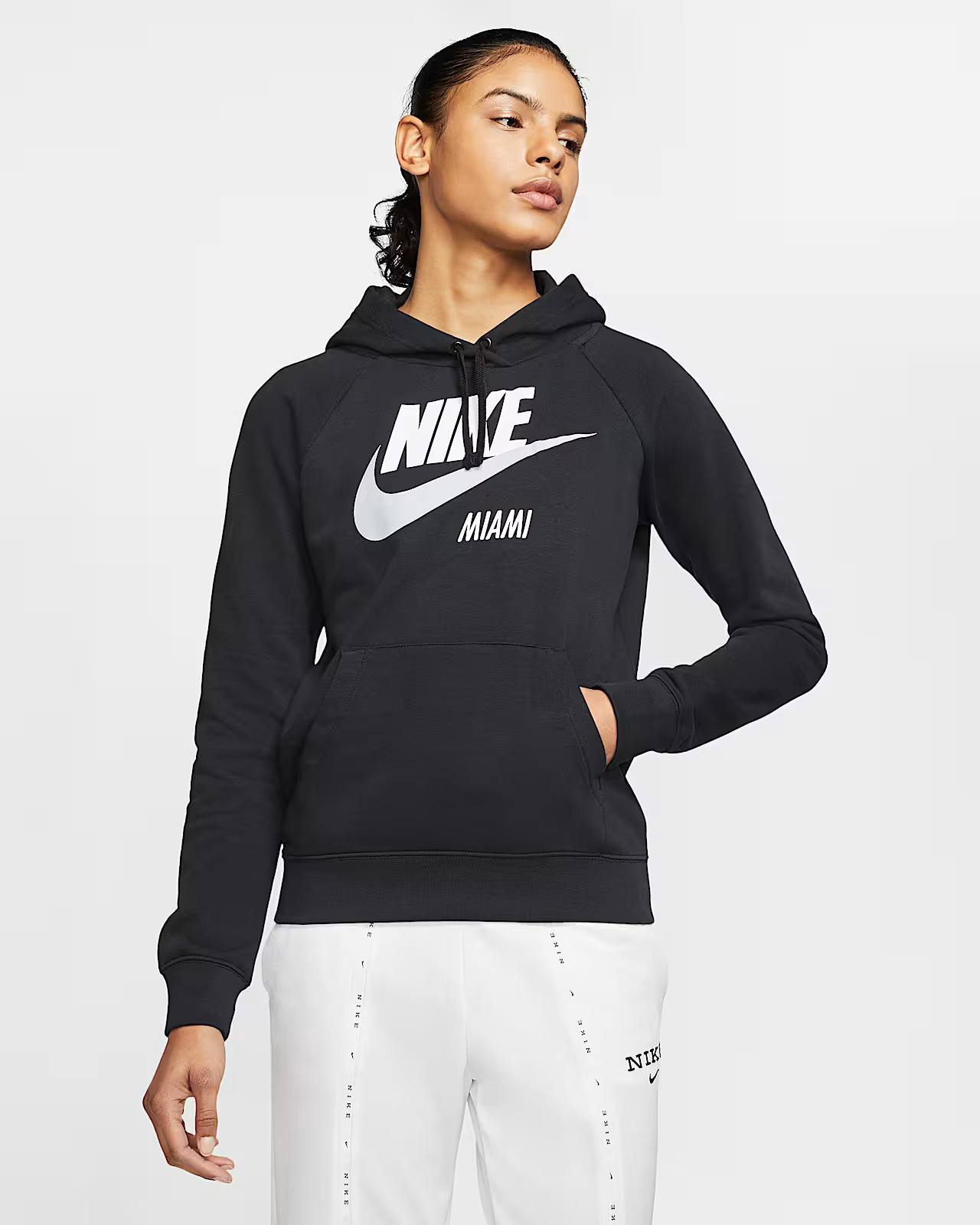 Nike Sportswear Essential | Nike (US)