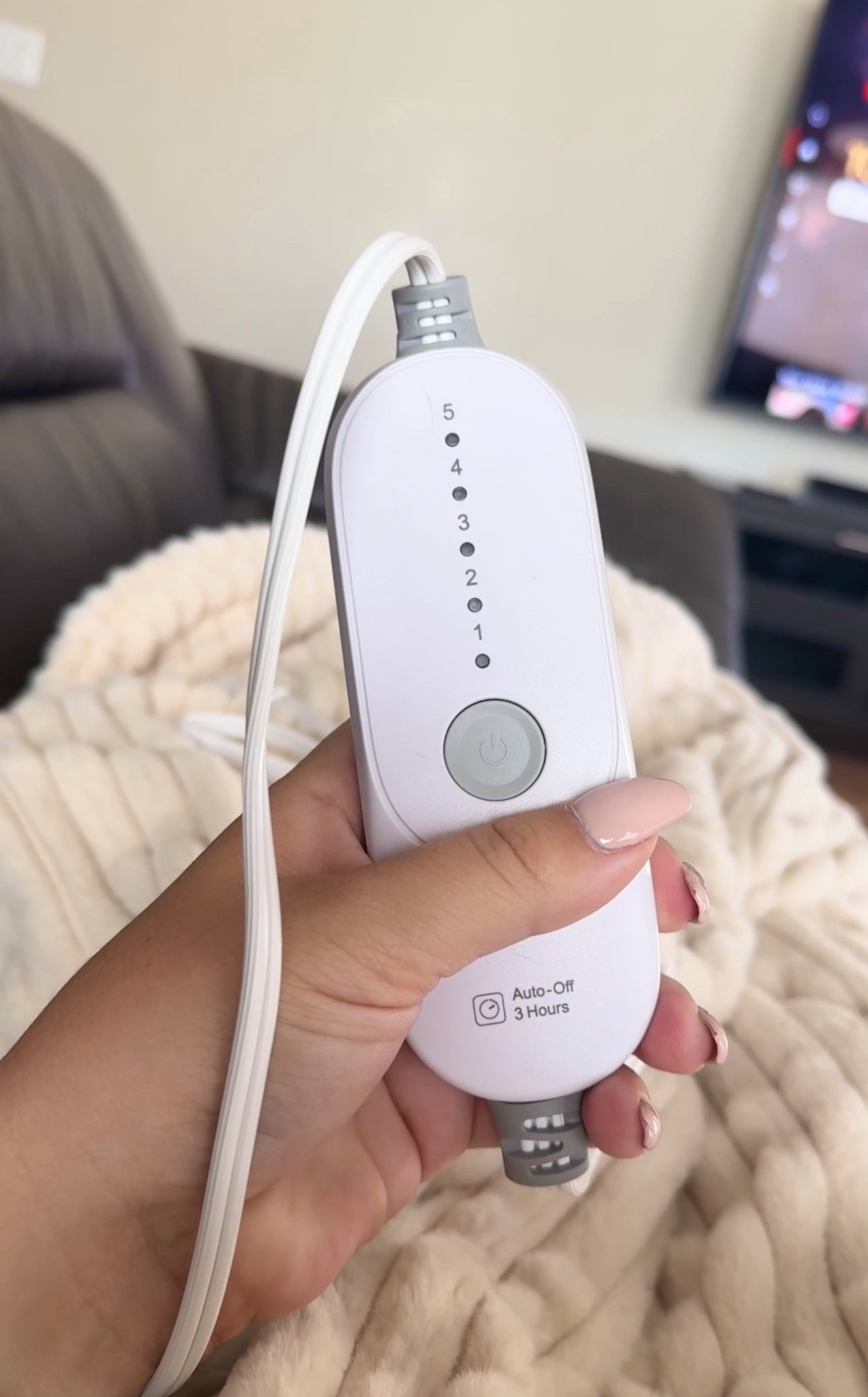 Snuggle up in warmth and comfort with this luxurious beige heated blanket! It’s the perfect Christmas gift for her, combining cozy warmth with a stylish, neutral tone. Stay toasty and chic this holiday season!

#LTKmomlife #LTKHoliday #LTKGiftGuide