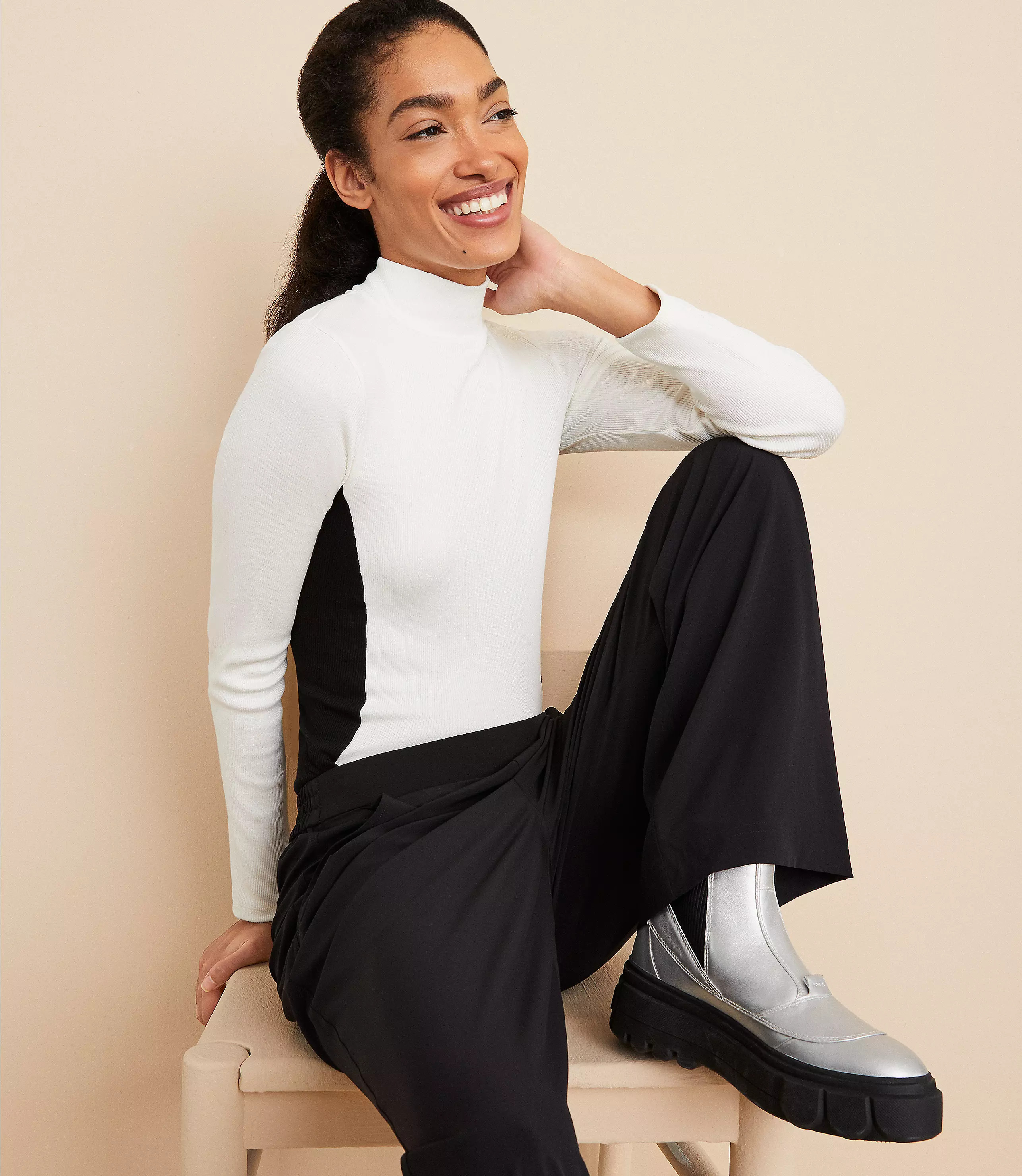 Lou & Grey Side Colorblock Ribbed Signaturesoft Mock Neck Top | LOFT