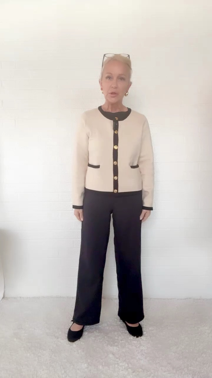 Car travel, comfortable travel outfit

#LTKVideo #LTKOver40 #LTKTravel