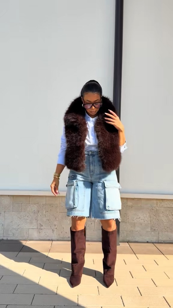  Faux Fur Vests and Jorts 😍

Vest is Zara 