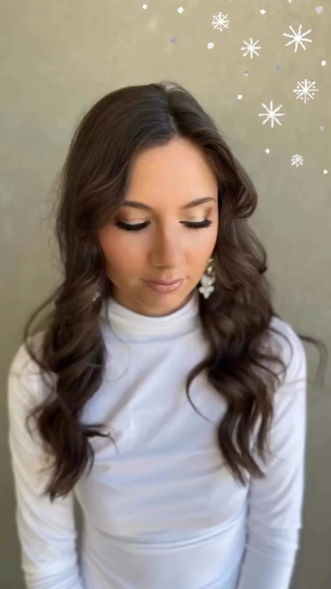 Can’t let the holidays pass us by without a throw back to one of my favorite Christmas shoots!! Loved this one! ❄️
.
.
.
.
#utahmakeupartist #utahmua #saltlakecitymakeupartist #utahbride #slcmakeupartist