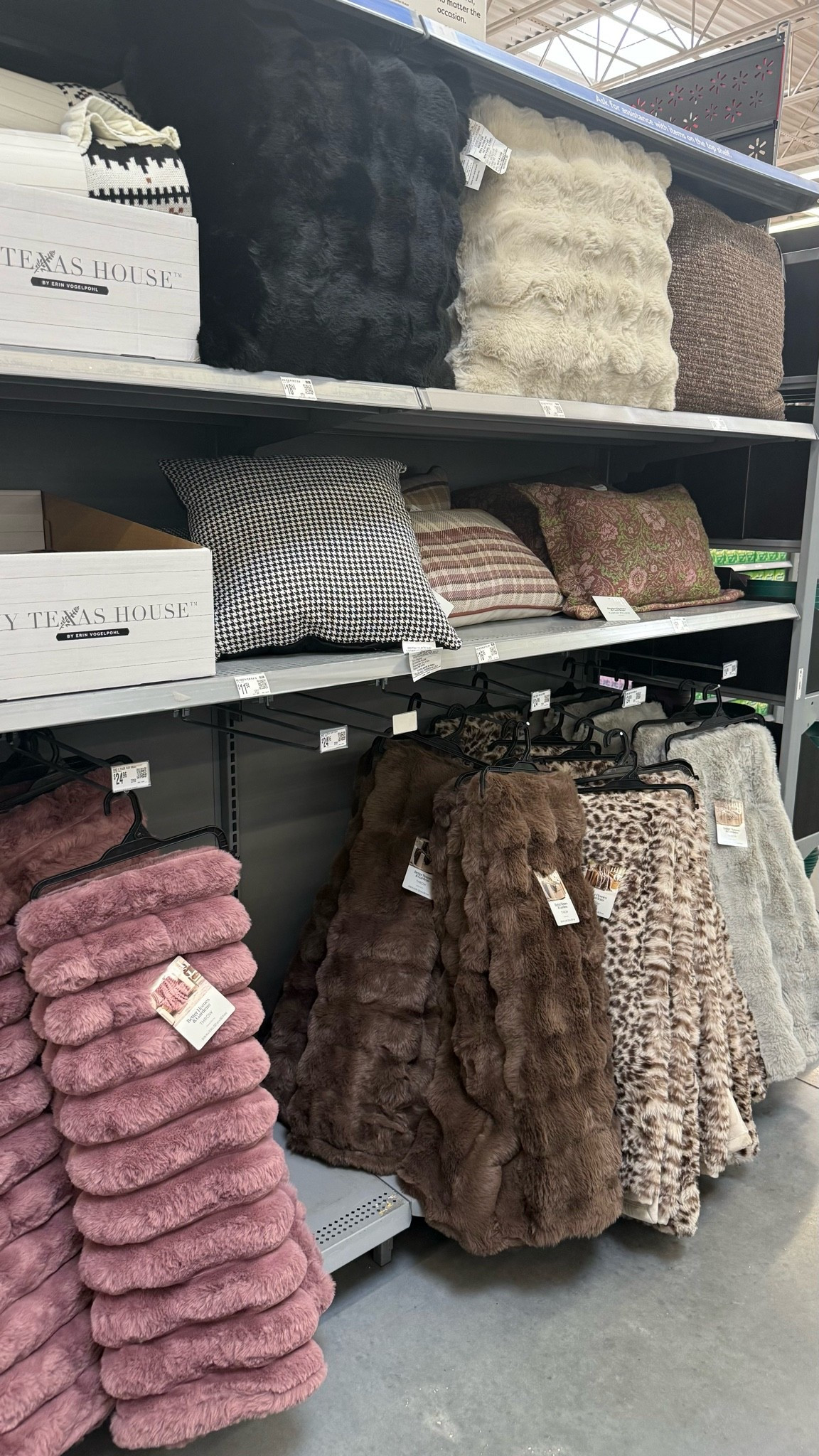 Walmart fall home finds that make your space instantly feel cozier! The faux fur throws + patterned pillows are such an easy seasonal update without completely changing your decor!



Walmart fall decor - Walmart home finds - cozy fall decor - fall throw blankets - fall pillows - affordable home decor - fall home finds

#LTKmomlife #LTKSeasonal #LTKHome