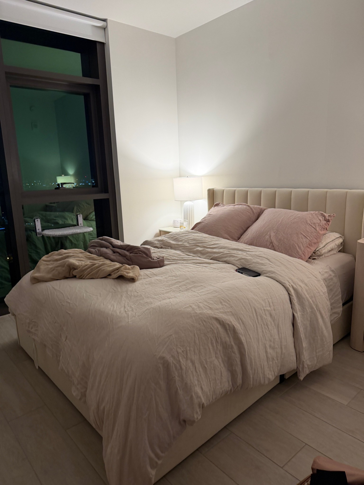 The coziest linen bedding from @Quince 

Ordered a king in the duvet cover for an oversized fit

#LTKHome #LTKstorytime #LTKdayinmylife