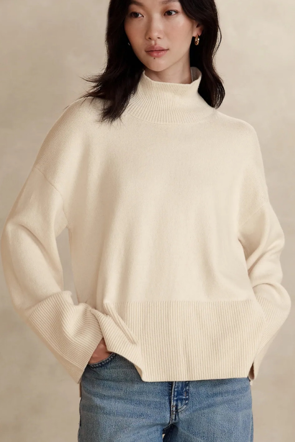Loose sweaters make for breastfeeding ease.

#LTKSeasonal #LTKHoliday #LTKworkwear