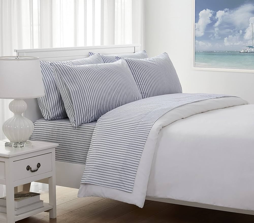 VCNY Home - Queen Sheets, Super Soft Bedding Set, Classic Home Decor for All Seasons (Navy/White ... | Amazon (US)