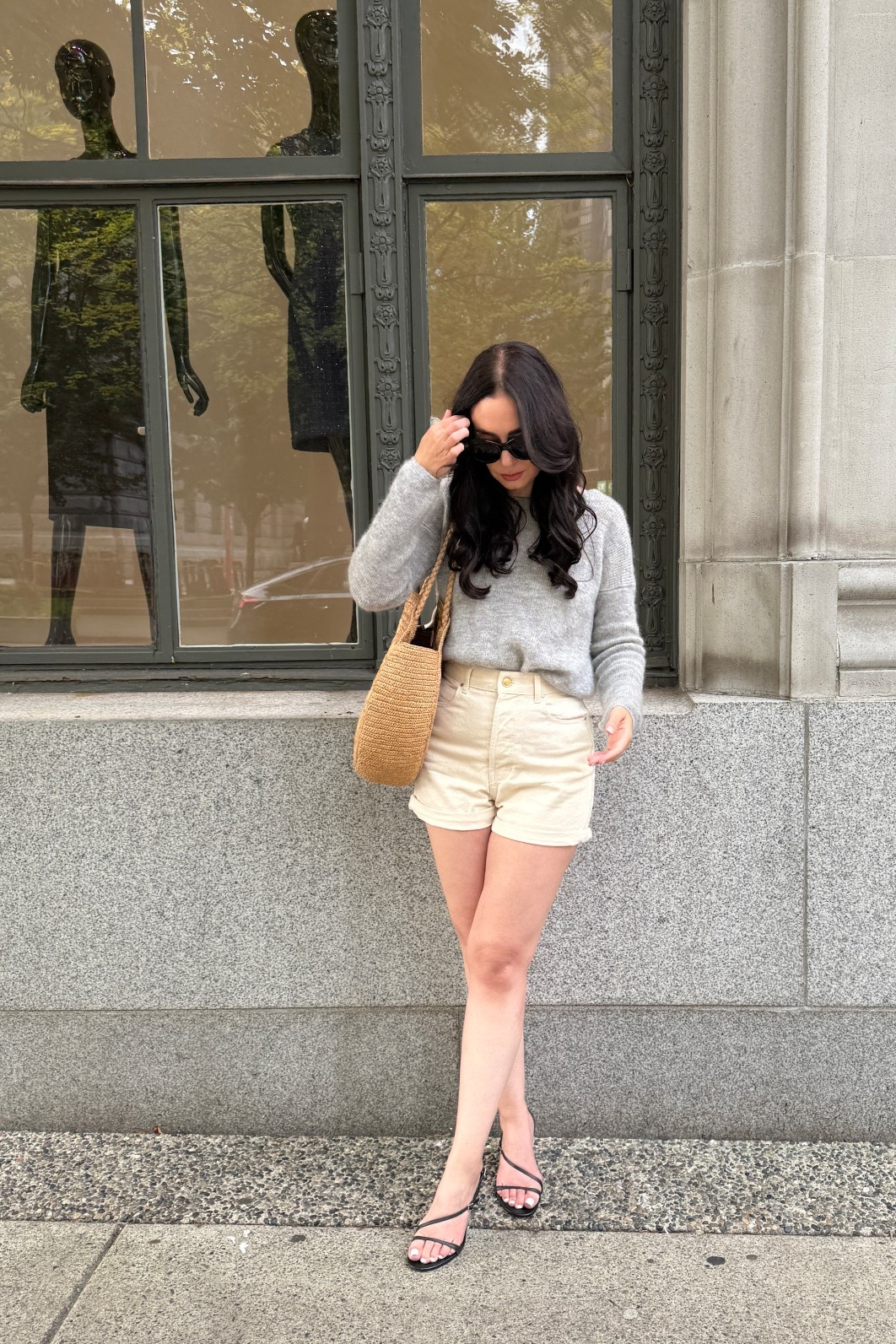 Cardigan: Sezane
Shorts: Zara
Sandals: Zara
Bag: Sezane
Sunglasses: Celine

#LTKtravel #LTKsummer