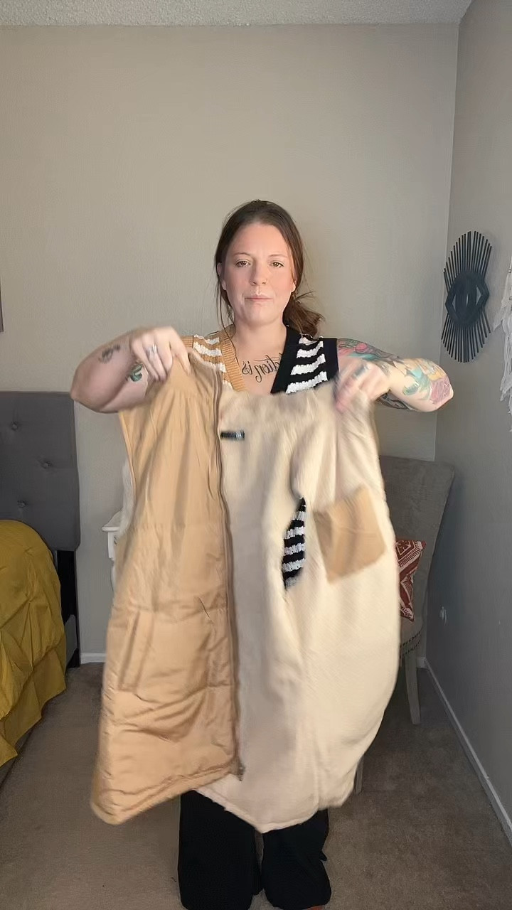 Loving this reversible Sherpa vest! The length and quality is perfect!! Im in my true size medium and love the fit. 

#LTKStyleTip #LTKVideo #LTKSeasonal