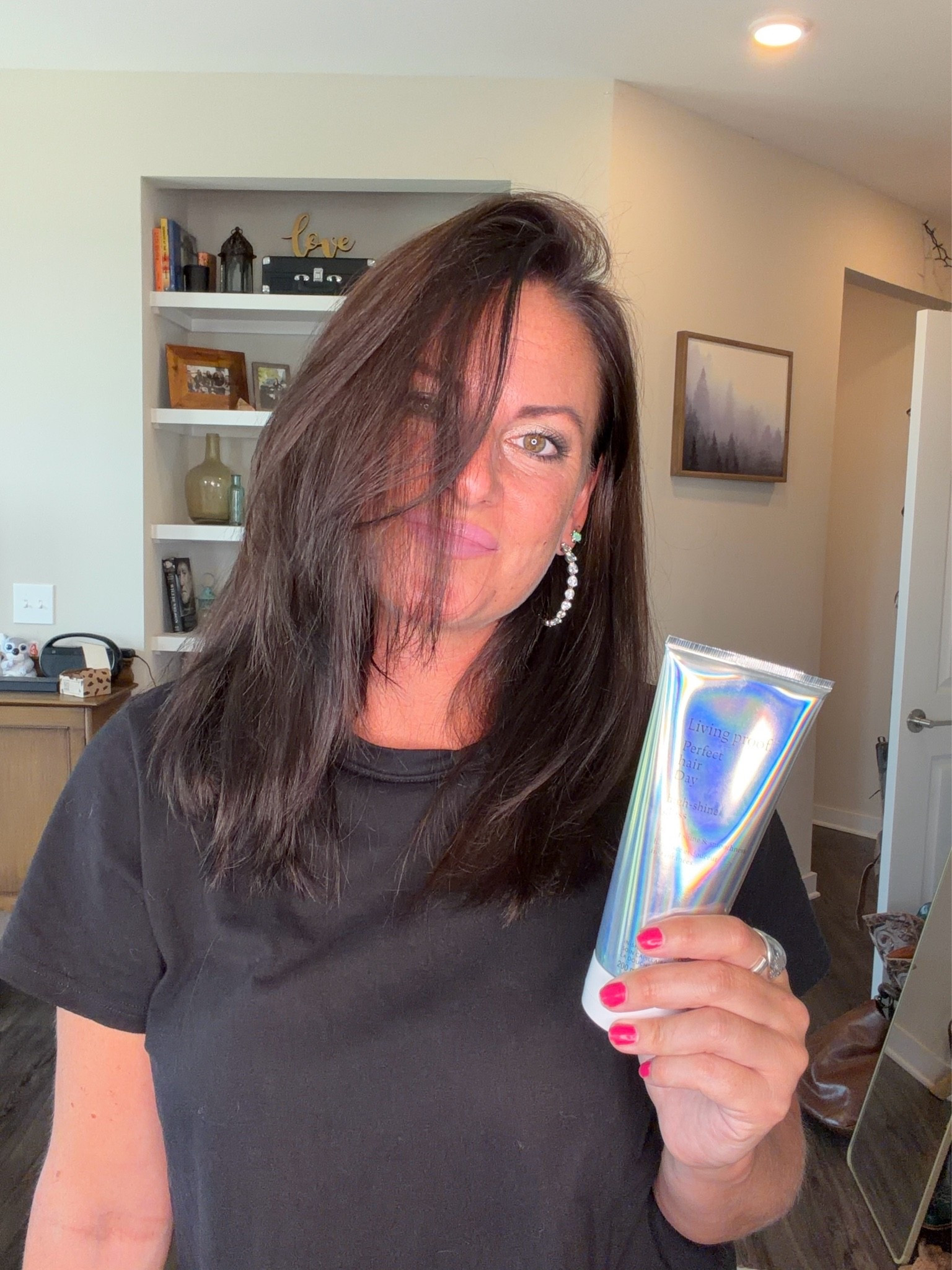 Did I chop my hair into a long layered bob on a random Wednesday after watching a YouTube tutorial? Why yes, I did. Used this in shower gloss after. It definitely gave me a serious shine boost and detangled so much easier. Love my Living Proof haircare products!

#LTKdayinmylife #LTKselfcare #LTKBeauty
