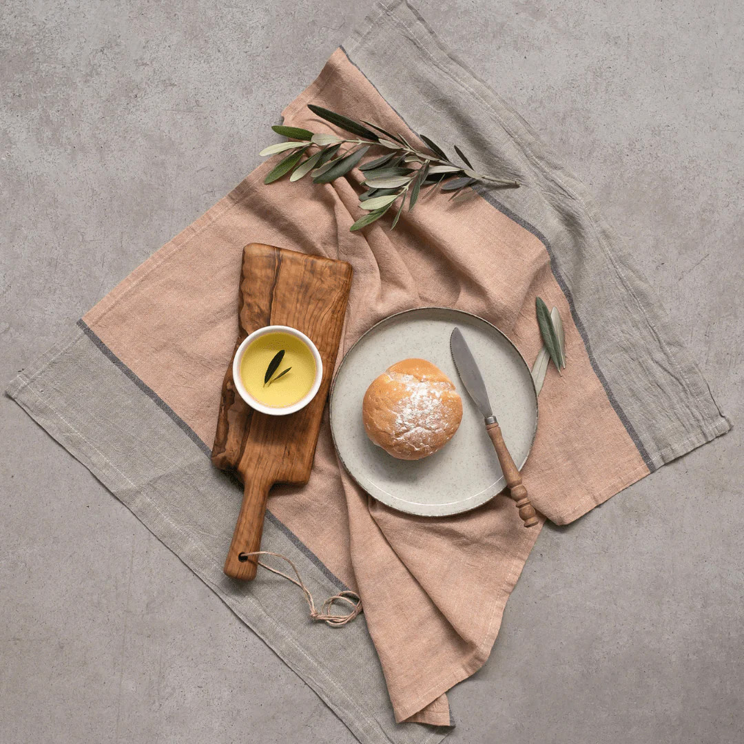 LALOS LINEN AND COTTON KITCHEN TOWEL | The Loomia