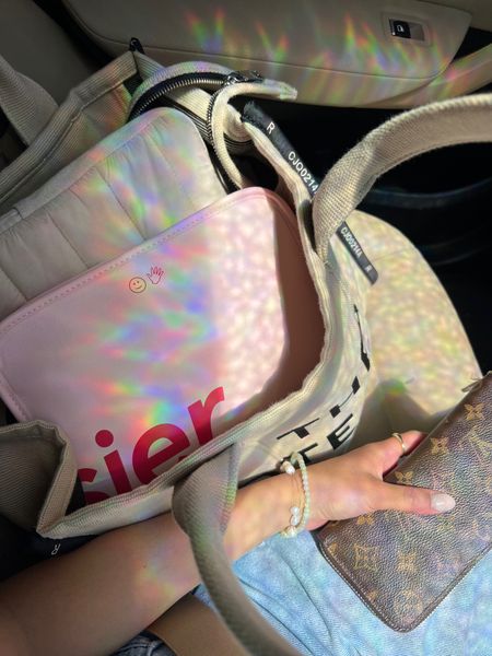 Travel girl bag necessities✈️

#LTKStyleTip #LTKGiftGuide #LTKTravel