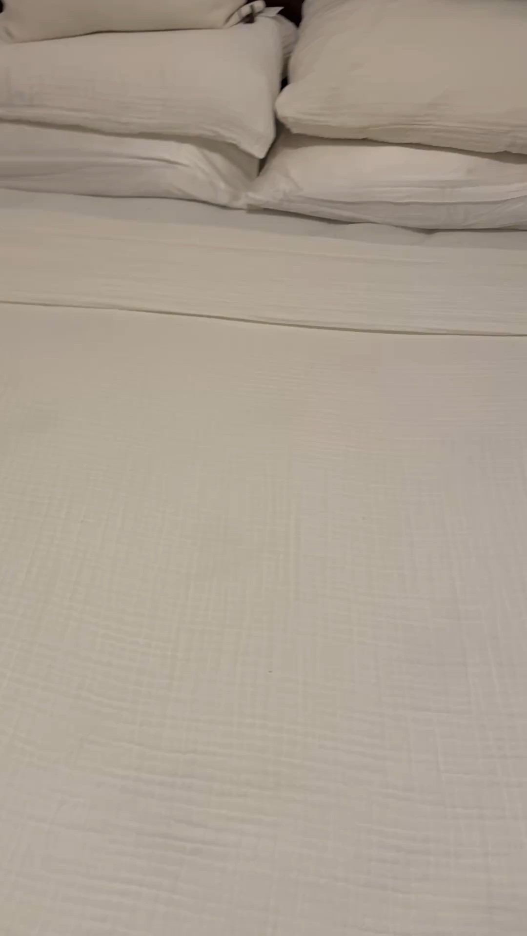 These organic gauze cotton sheets feel like you’re slipping into the clouds 


Organic bedding, organic sheets, gauze, cotton sheets, gauze, cotton, cotton sheets, bedding, organic, cb2