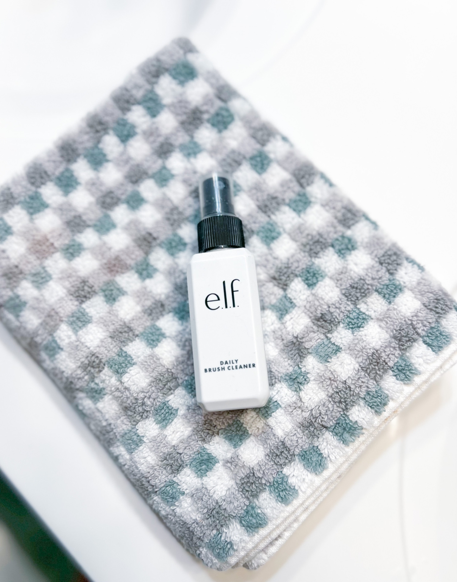 An inexpensive no-rinse makeup brush cleaner!

#LTKbeauty #LTKunder50 #LTKFind