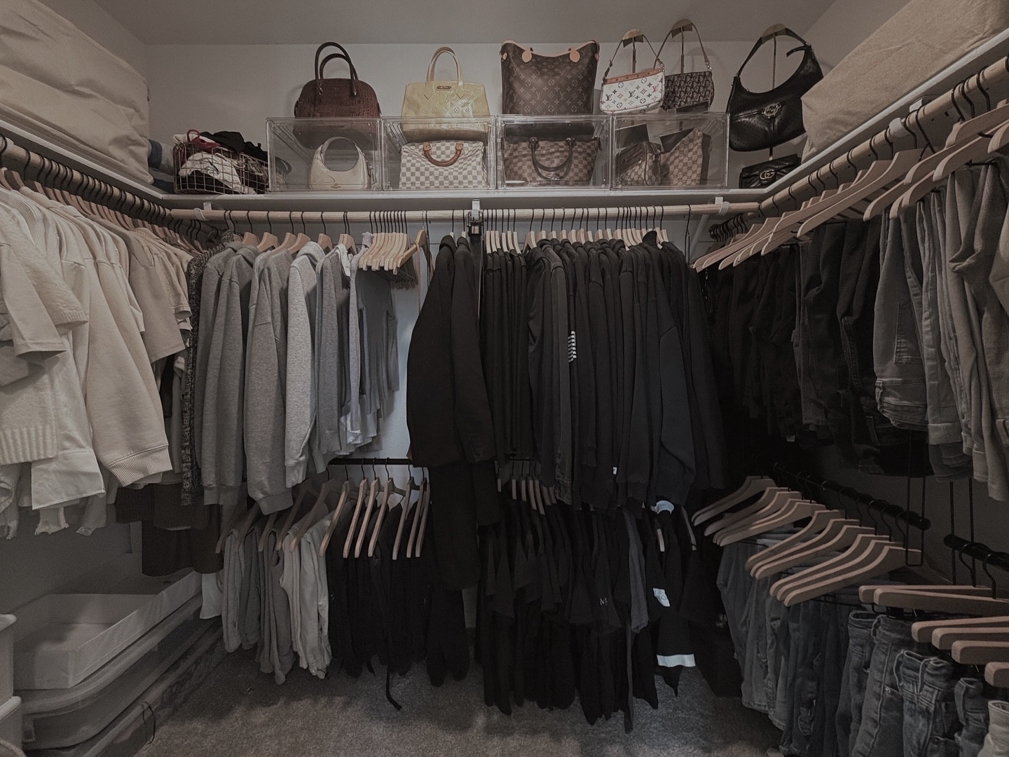 And yes, i flip and rearranged the entire closet after the last post.
def.better than the previous. Sweaters are on the lead!
What do think?
#ff #home #lasvegas #organization #closet #closetorganization #homeinspo #smallcloset #target #costco

#LTKHome #LTKvlog #LTKOver40