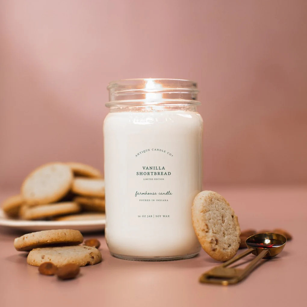 Vanilla Shortbread 16 oz candle - Antique Candle Co.®️ | Antique Candle Co.