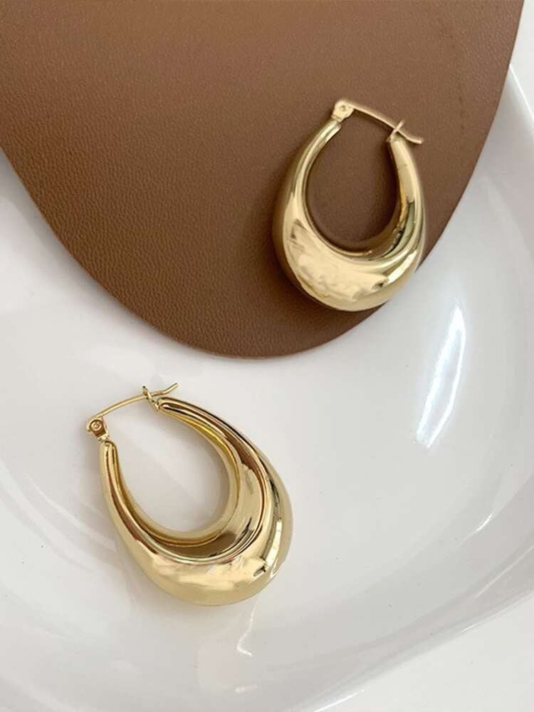 Minimalist Hoop Earrings
       
              
              $2.50        
    $2.38
     
    S... | SHEIN