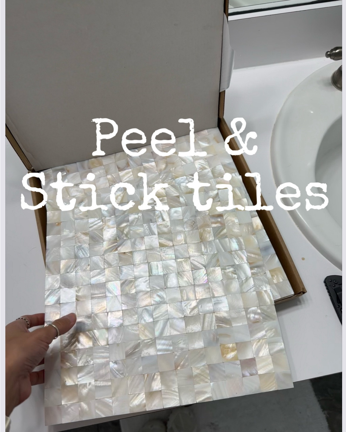 Peel and stick tiles from @Amazon to frame in this industrial mirror and give a subtle natural coastal vibe 🦪🪞

Mirror DIY 
Mirror upgrade 
Mirror frame 
Bathroom inspo 

#LTKHome