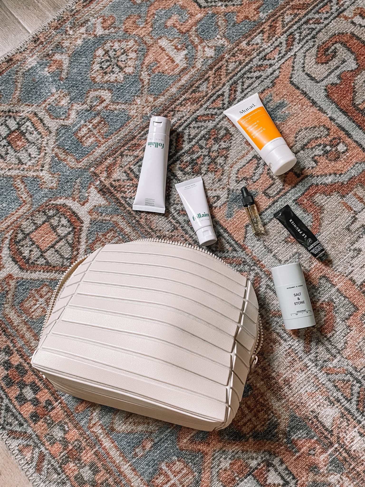 The first travel toiletry bag that actually keeps you organized 

#LTKBeauty #LTKTravel