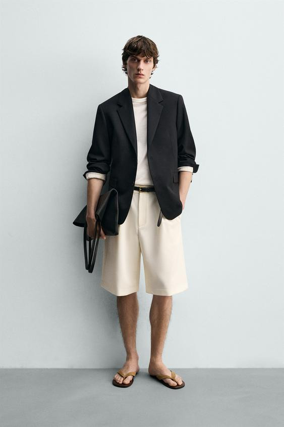 FLOWY PLEATED SHORTS | Zara US