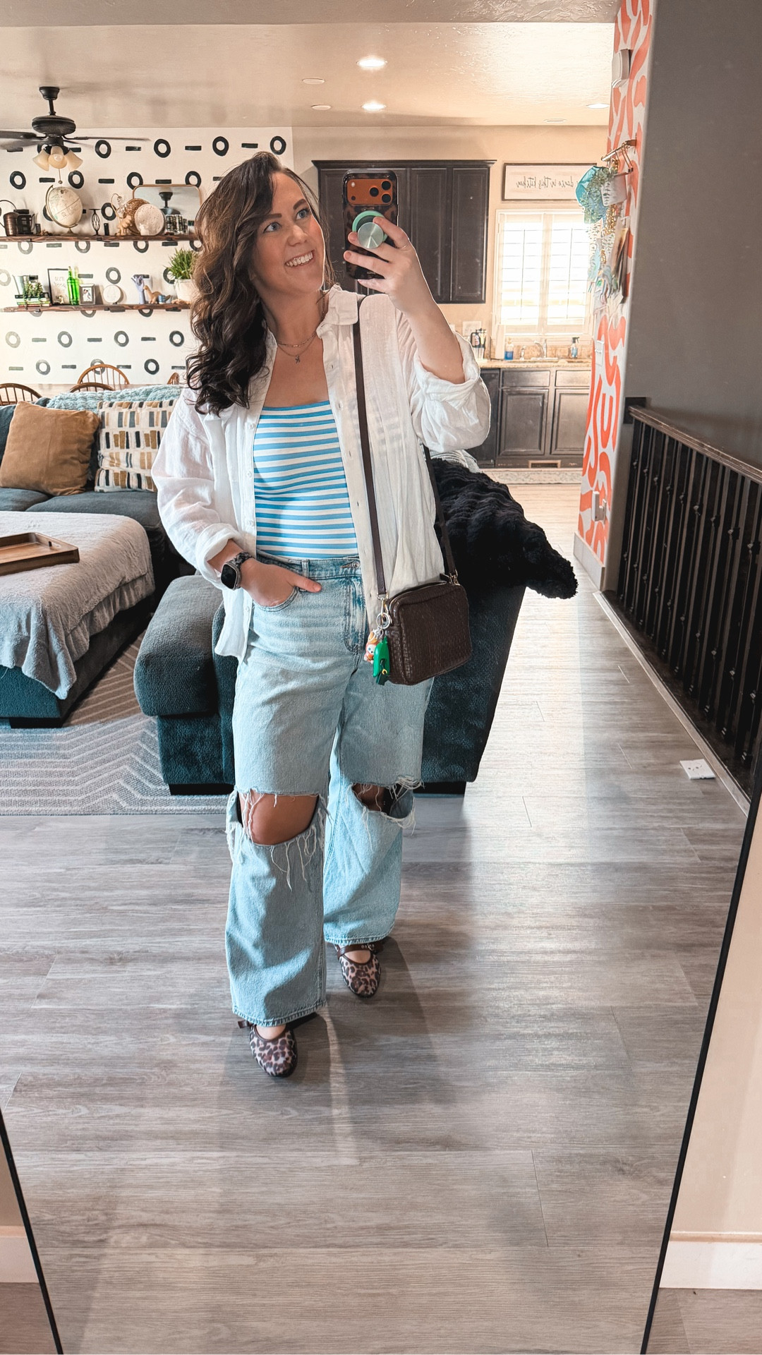 I swear my brain is in 5 different places before 8am 😂

Happy news! Just trying to think of fun things to do while we’re in Arizona and Florida! 😂 it’s been a minute since we’ve been away together 🫠

Bra 38DD: @Aerie 
Undies XXL: @lanebryant 
Jeans 16 Tall: @American Eagle Outfitters  
Tank XL
Button down L: @American Eagle Outfitters 
Bag: @onequince 


size 14/16 Long | L/XL | 5’9

#workingmomstyle #corporatebutcomfy #midsizestyle #everydayoutfits #realoutfitideas

#LTKWorkwear #LTKTall #LTKMidsize