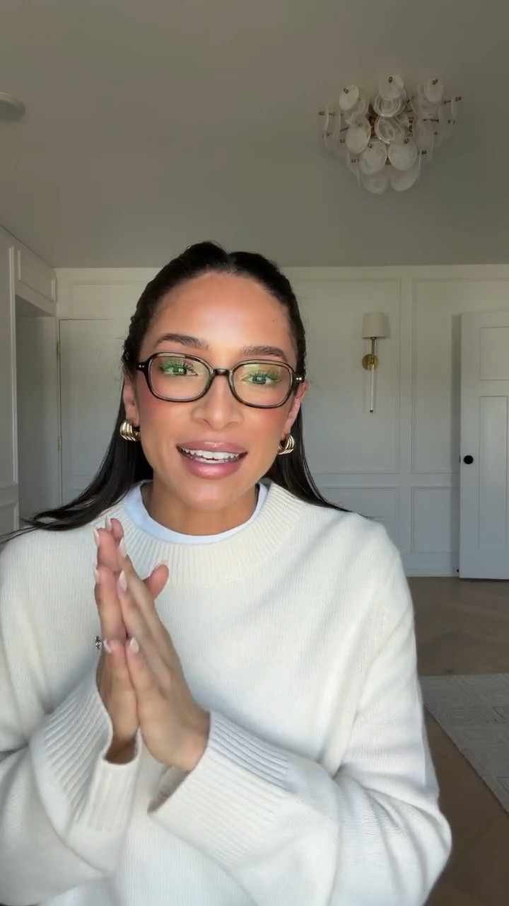 Baby boy clothes I’m loving as a first time mom! 🤍 Wearing size small white tee and size medium cashmere sweater  


spring outfit, spring style, spring fashion, mom outfit, postpartum outfit, baby clothes, baby registry 

#LTKmomlife #LTKBaby