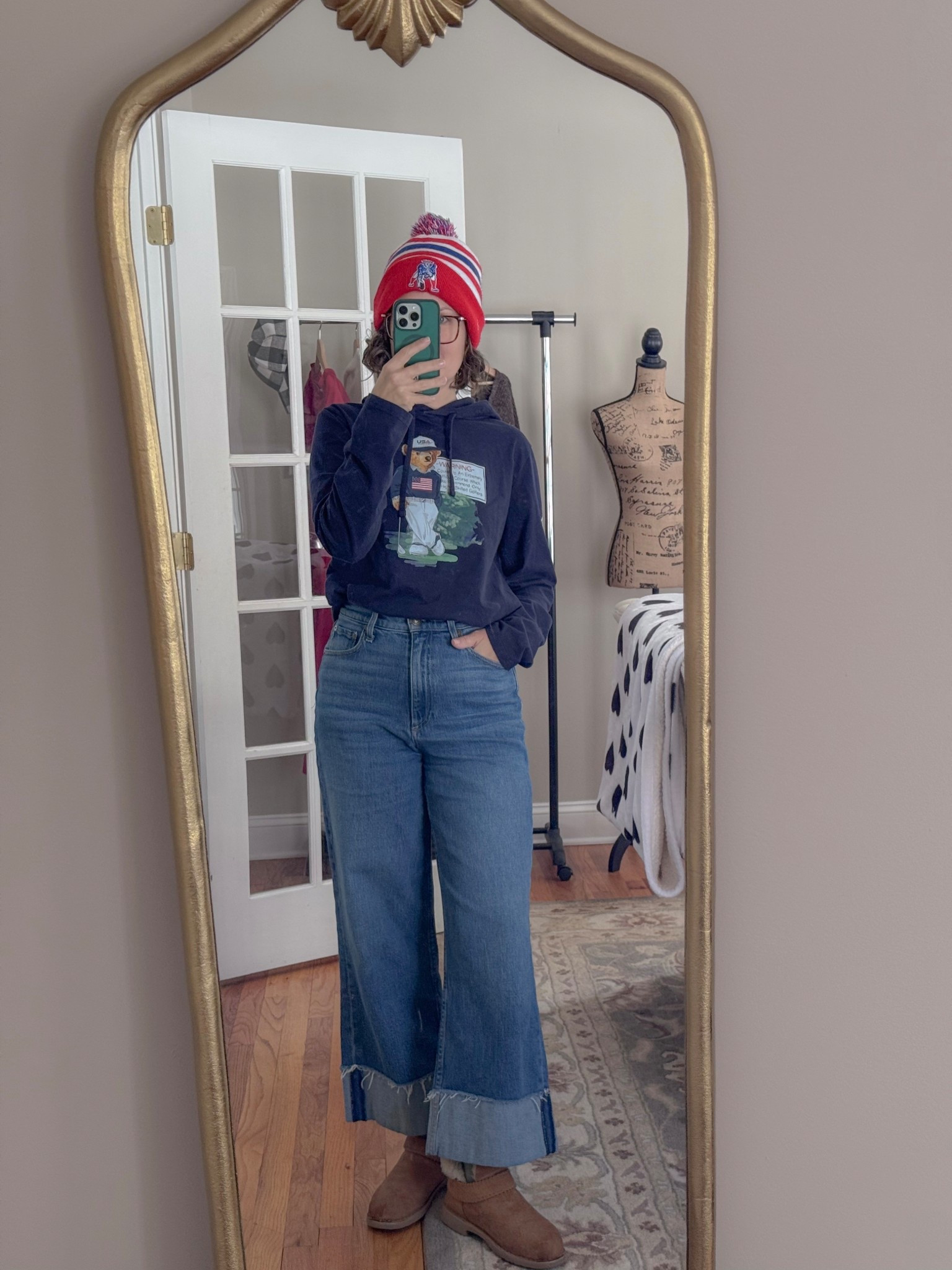 My Monday Mom style 

#LTKdayinmylife #LTKSeasonal #LTKmomlife