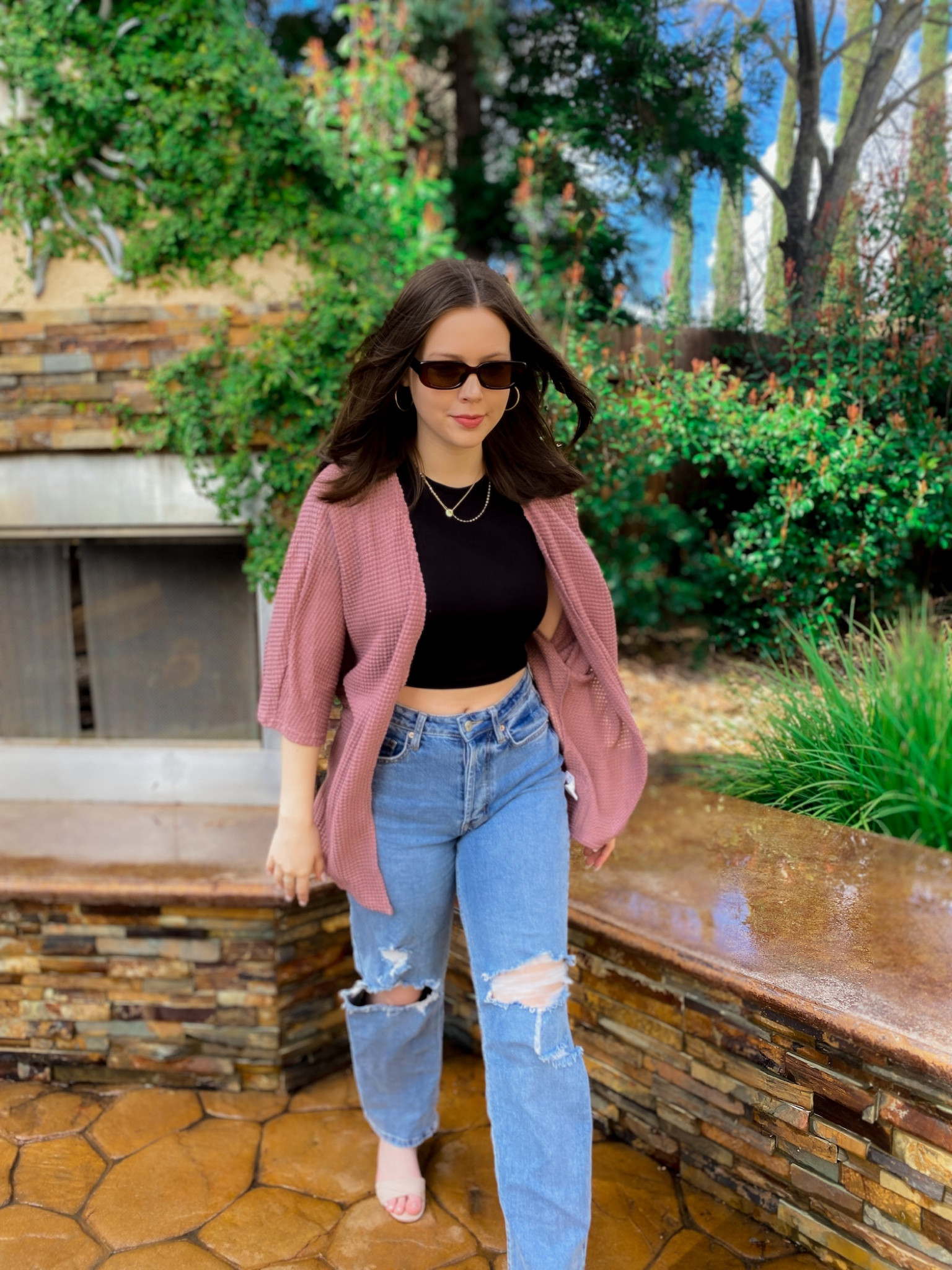 Found this cute kimono coverup on amazon! Perfect for summer & true to size, wearing size small! (ad)✨

Amazon best sellers
Target jeans
Wild fable jeans
Target fashion
Target summer finds
Target spring fashion
Amazon kimono
Amazon cardigan
High waisted jeans
Trendy sunglasses
Ripped jeans outfits


#LTKstyletip #LTKSeasonal #LTKunder50