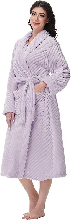 Yurhap Premium Robes for Women - Super Soft Cozy Fleece Womens Robe Plush Long Bathrobe | Amazon (US)