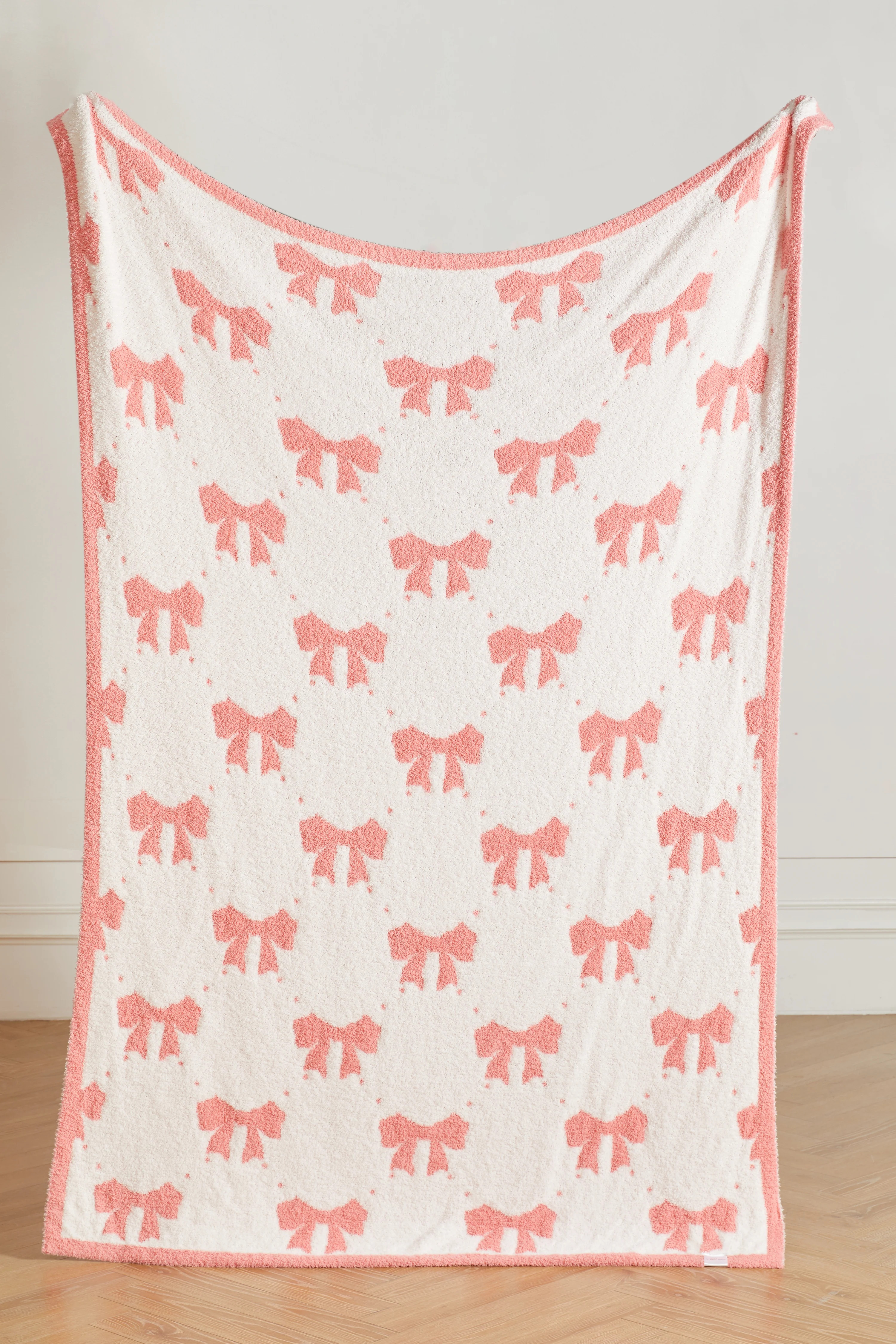 "Pretty as a Bow" Buttery Blanket | The Styled Collection