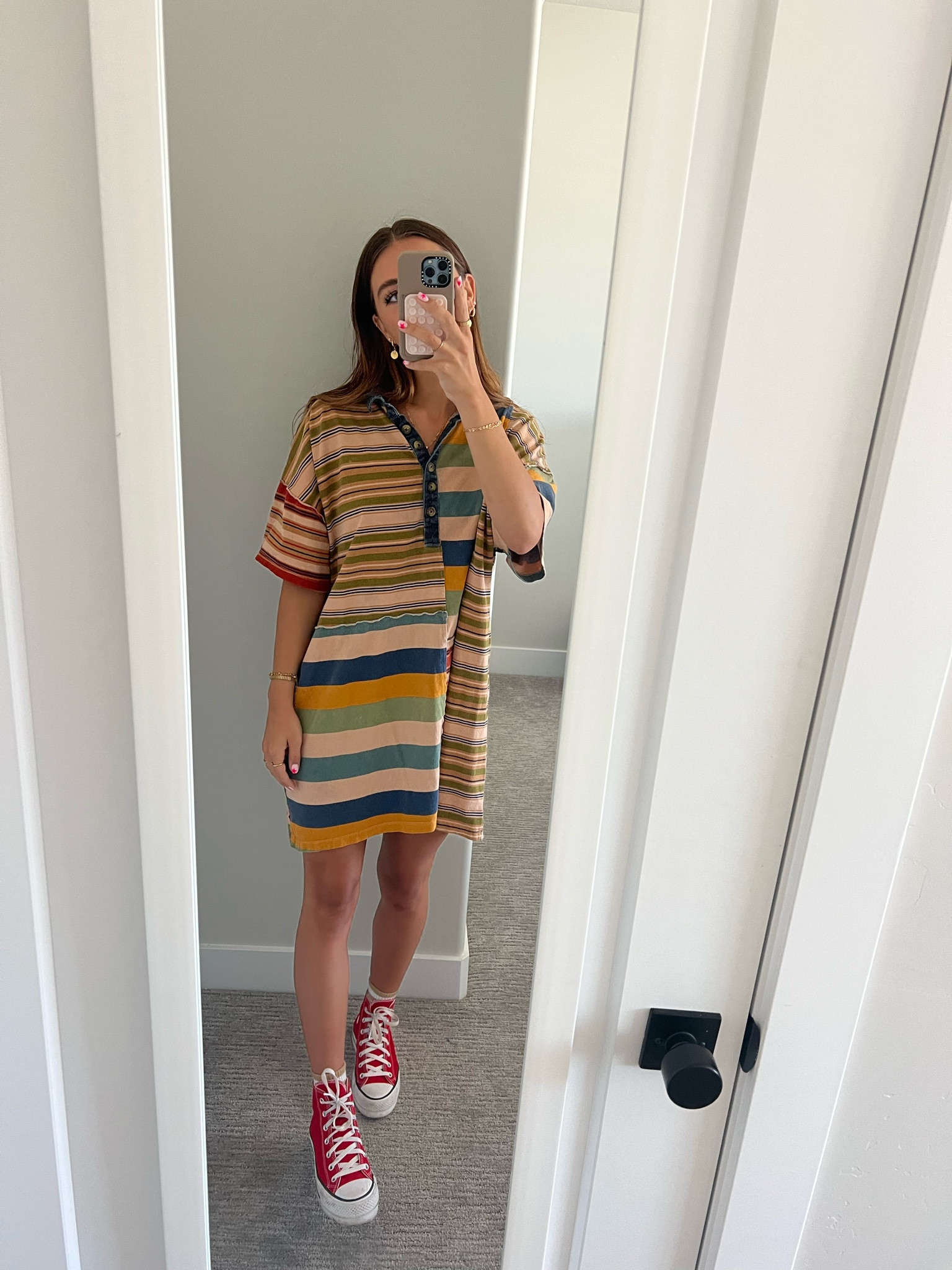 I am 5’5” and wearing a size small 