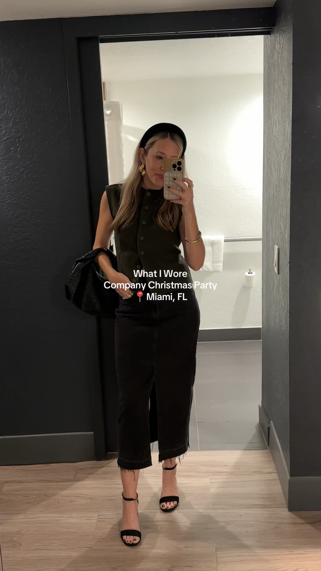 A simple, chic and preppy holiday outfit 🌲✨

Christmas party outfit
Holiday party outfit
Denim skirt
Maxi skirt
Midi skirt
Vest 
Velvet headband 

#LTKootd #LTKHoliday #LTKOver40