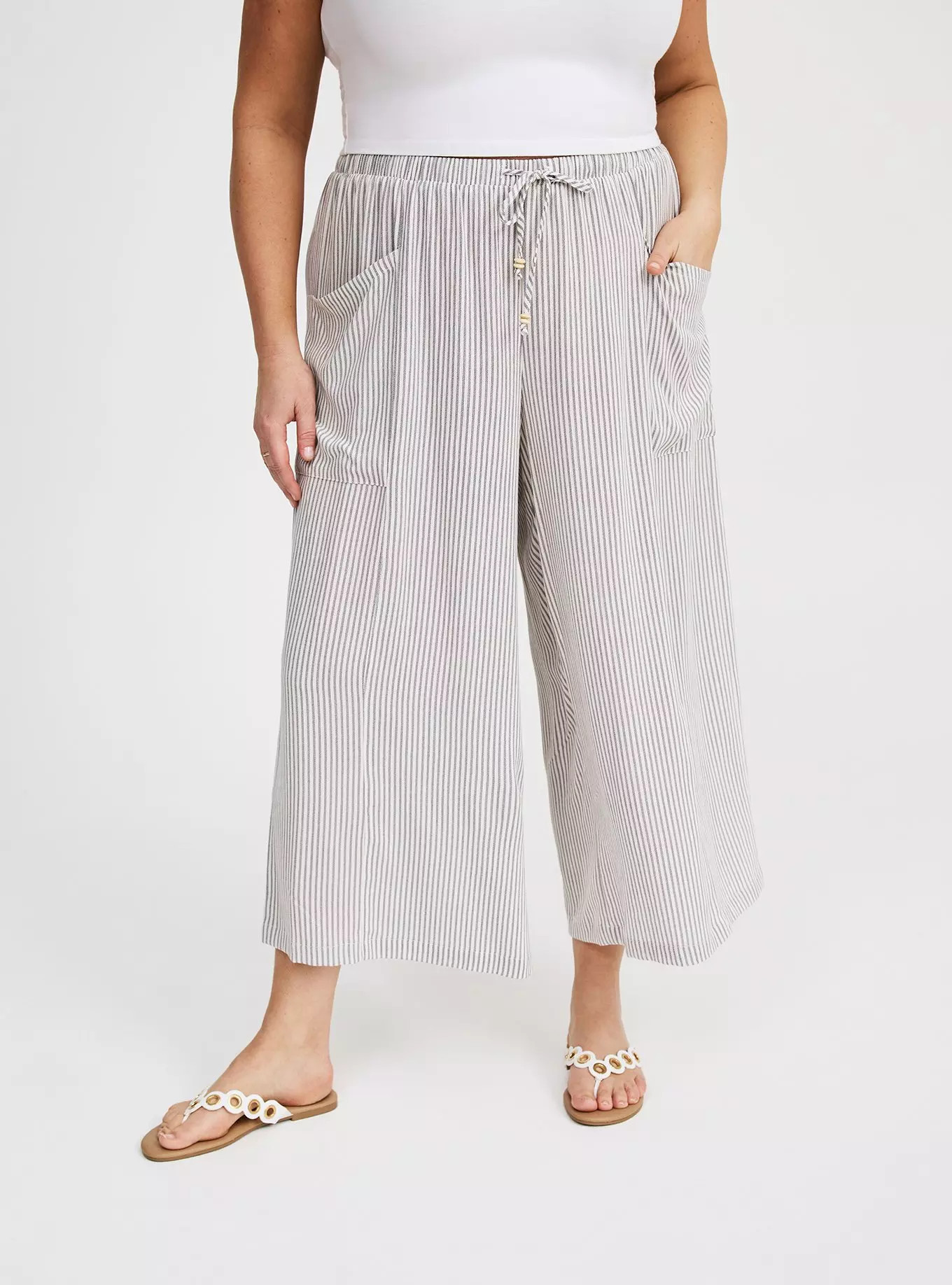 Cropped Straight Leg High-Rise Pant | Torrid (US & Canada)