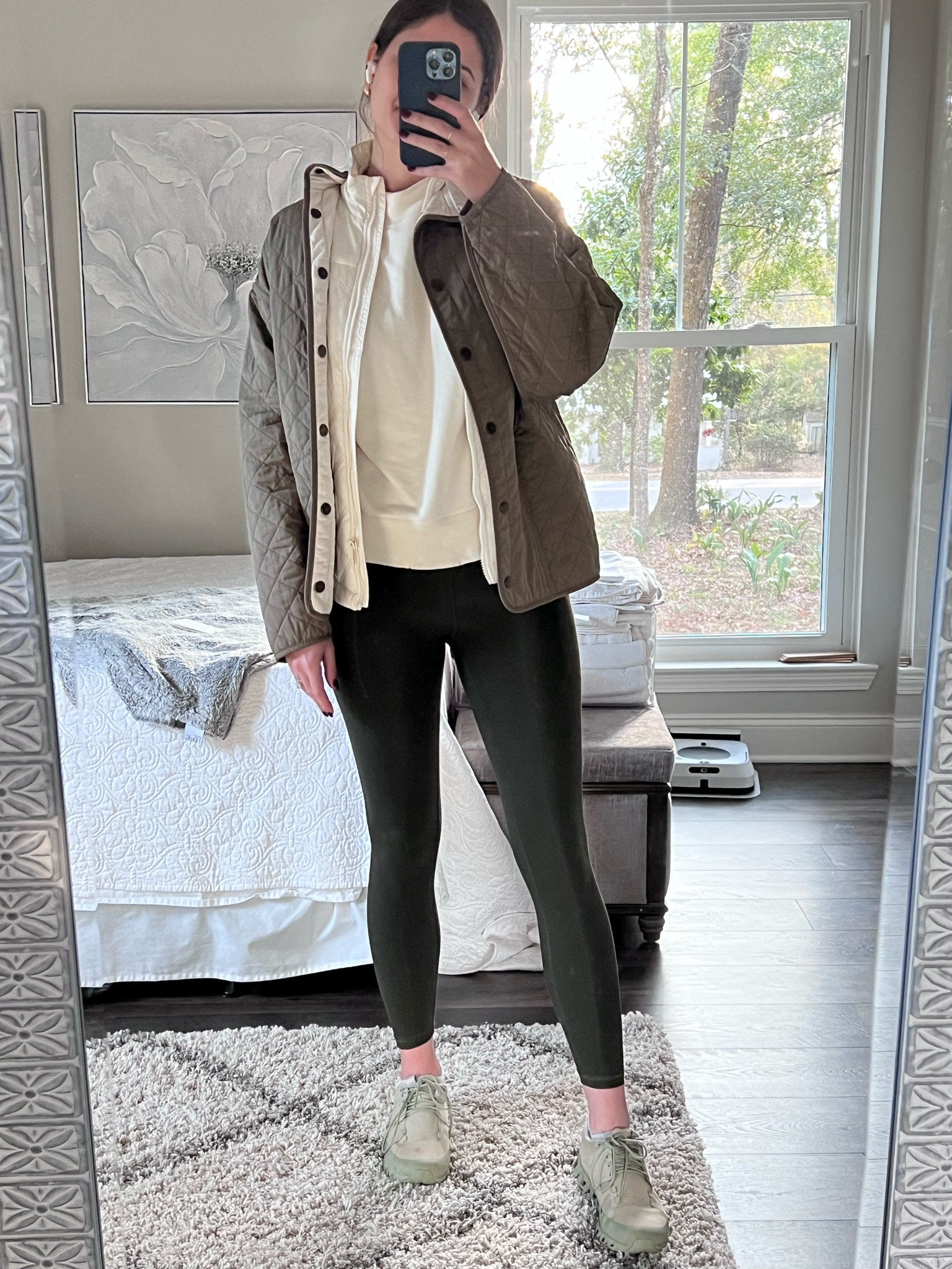 Green and white layers for a mid-morning, mid-meeting walk

I have always been a black-only leggings kind of girl but am in love with this dark green pair! 

#LTKunder100 #LTKtravel #LTKSeasonal